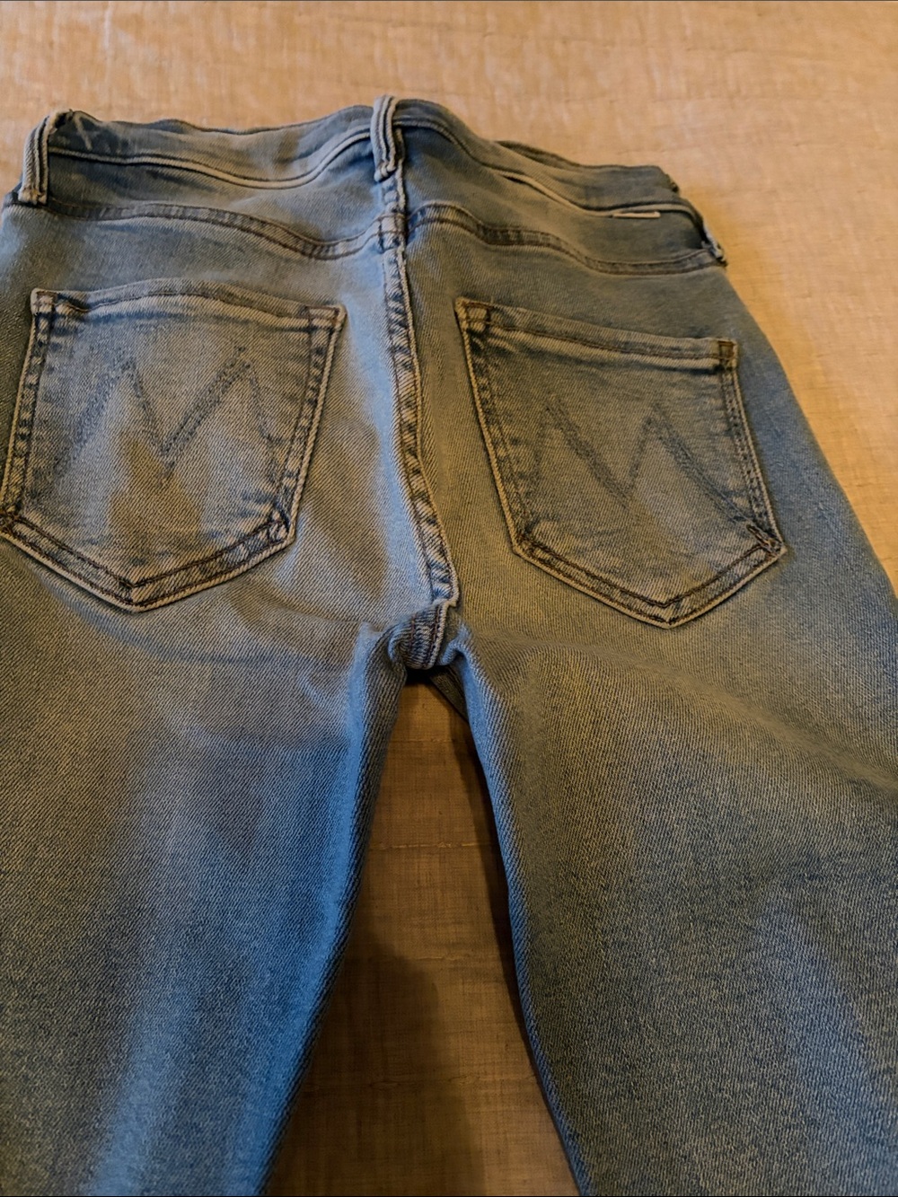 MOTHER The Mid Rise Dazzler Ankle Fray Jeans - Picture 7 of 7
